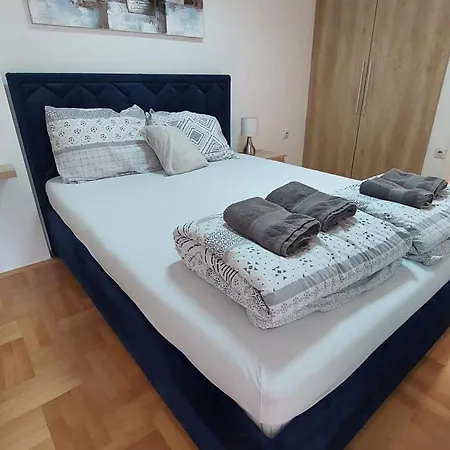 아파트 Heart Of The *